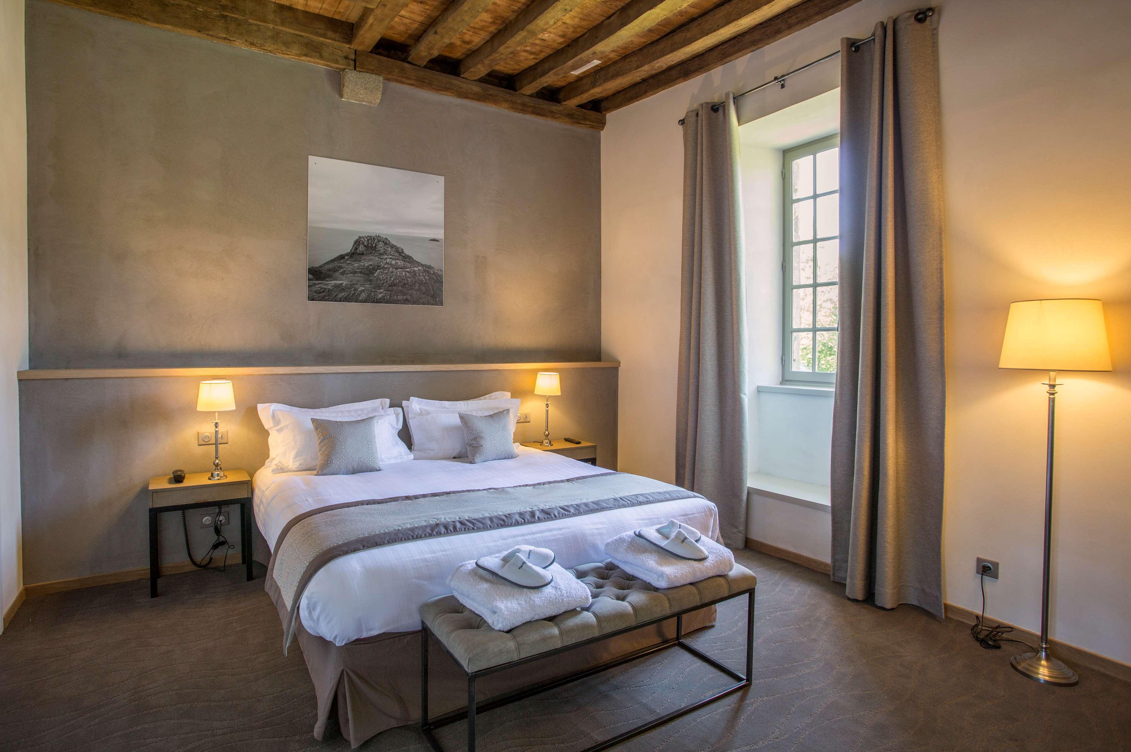 Hotel De L'Abbaye Le Tronchet  المظهر الخارجي الصورة