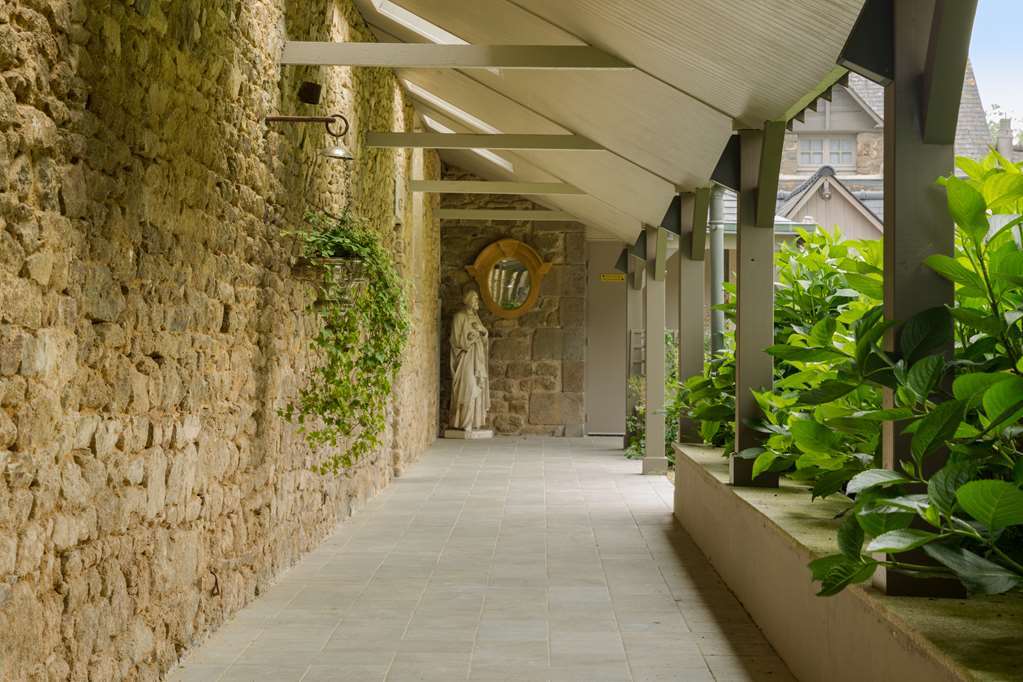 Hotel De L'Abbaye Le Tronchet  المظهر الداخلي الصورة